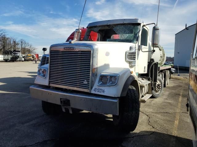 2019 Freightliner 122SD