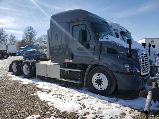 2017 Freightliner Cascadia 113