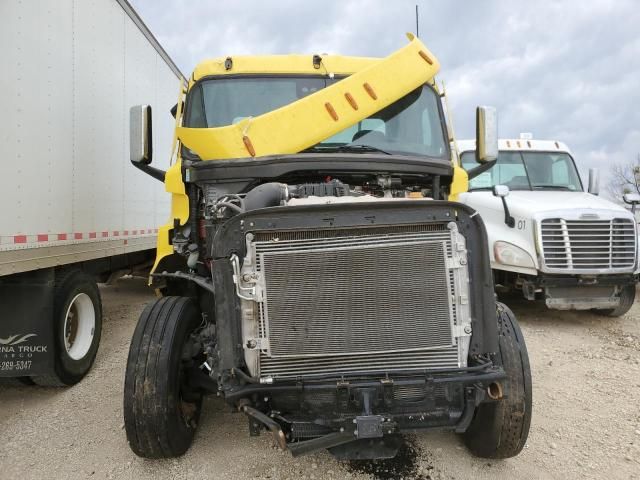 2024 Freightliner Cascadia 126