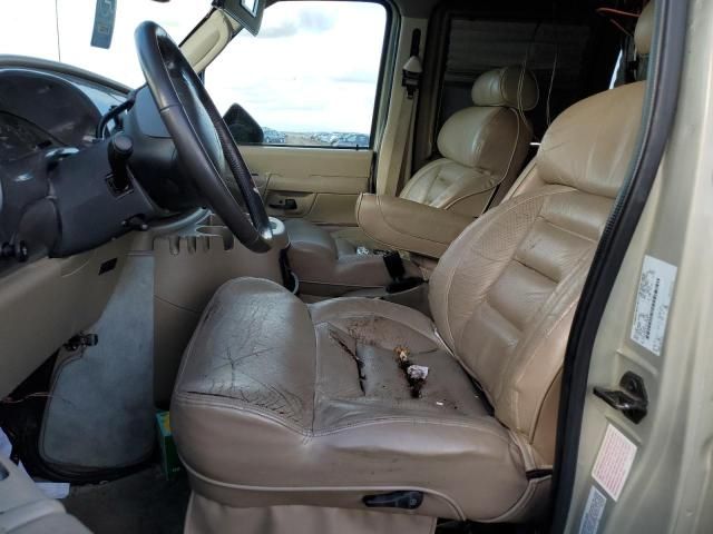 2004 Ford Econoline E250 Van