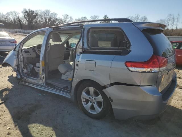 2013 Toyota Sienna LE