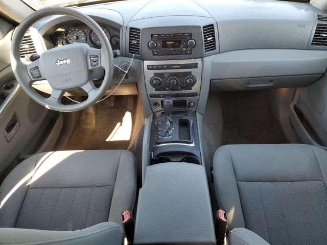 2006 Jeep Grand Cherokee Laredo