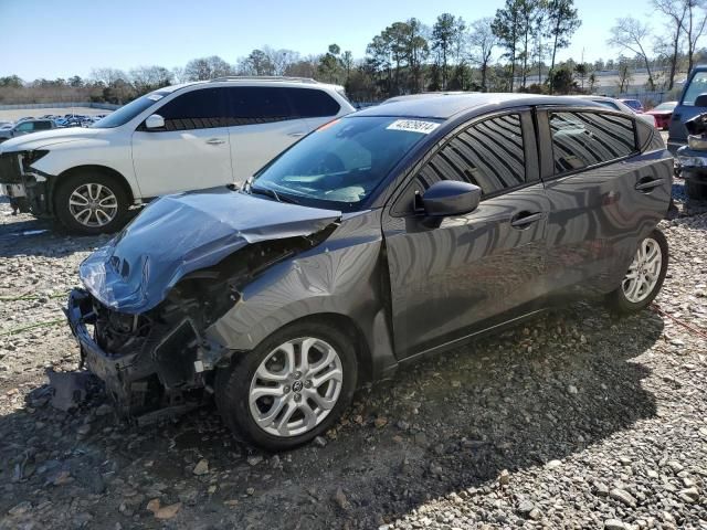 2017 Toyota Yaris IA