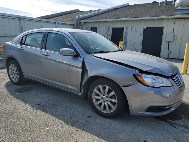 2013 Chrysler 200 Touring