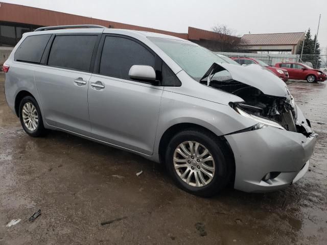 2015 Toyota Sienna XLE