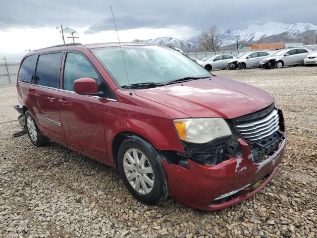 2014 Chrysler Town & Country Touring