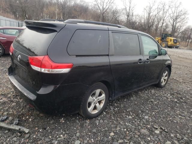 2011 Toyota Sienna LE