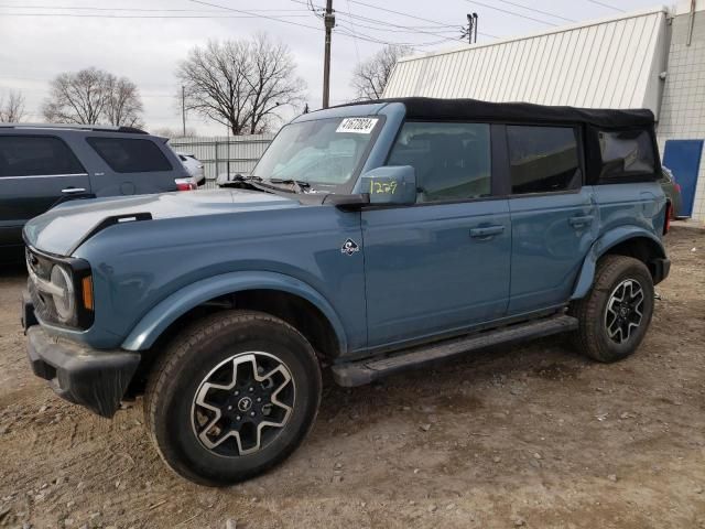 2023 Ford Bronco Base