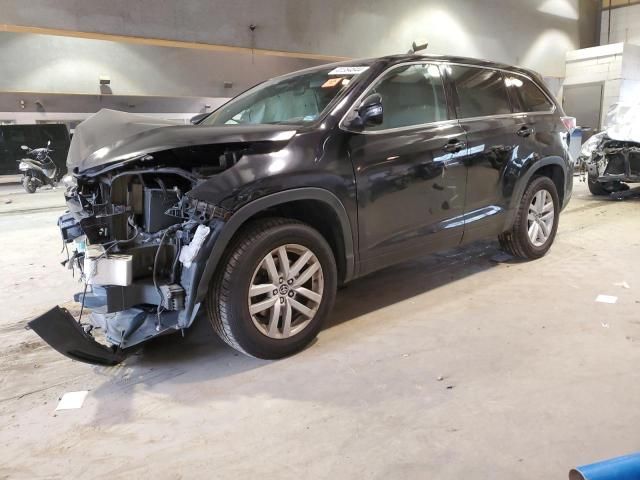 2016 Toyota Highlander LE