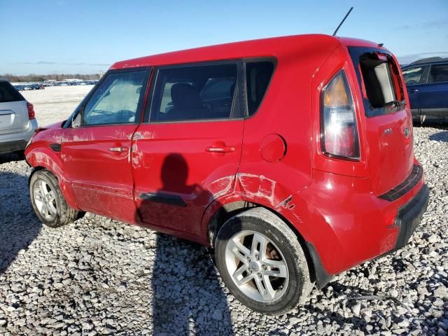 2011 KIA Soul +