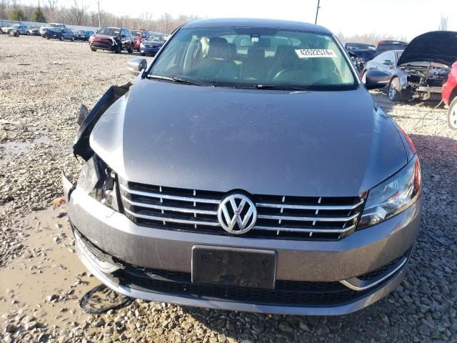 2015 Volkswagen Passat SE