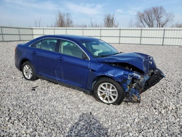 2014 Ford Taurus SE