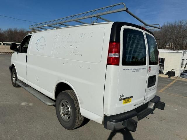 2020 Chevrolet Express G2500