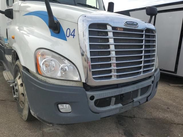 2015 Freightliner Cascadia 125