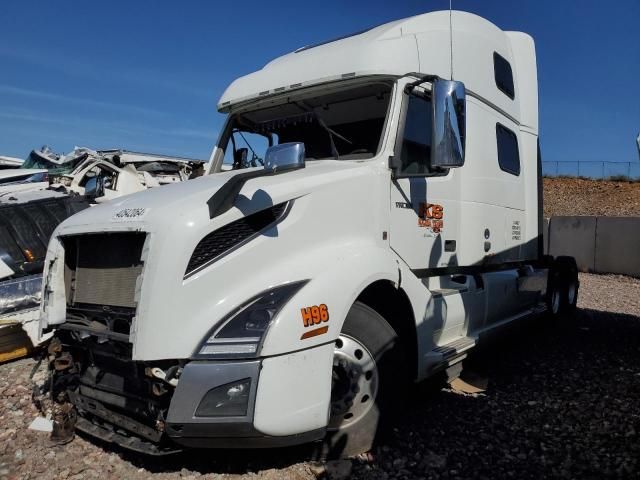 2022 Volvo VN VNL