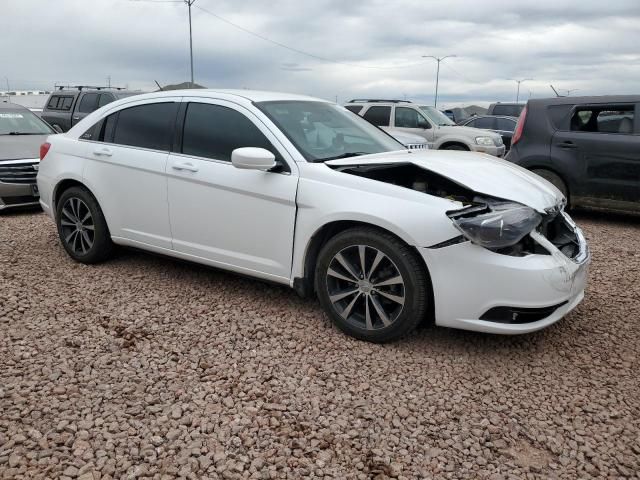 2012 Chrysler 200 Touring