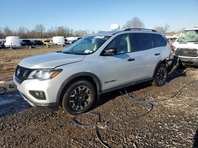 2020 Nissan Pathfinder SL