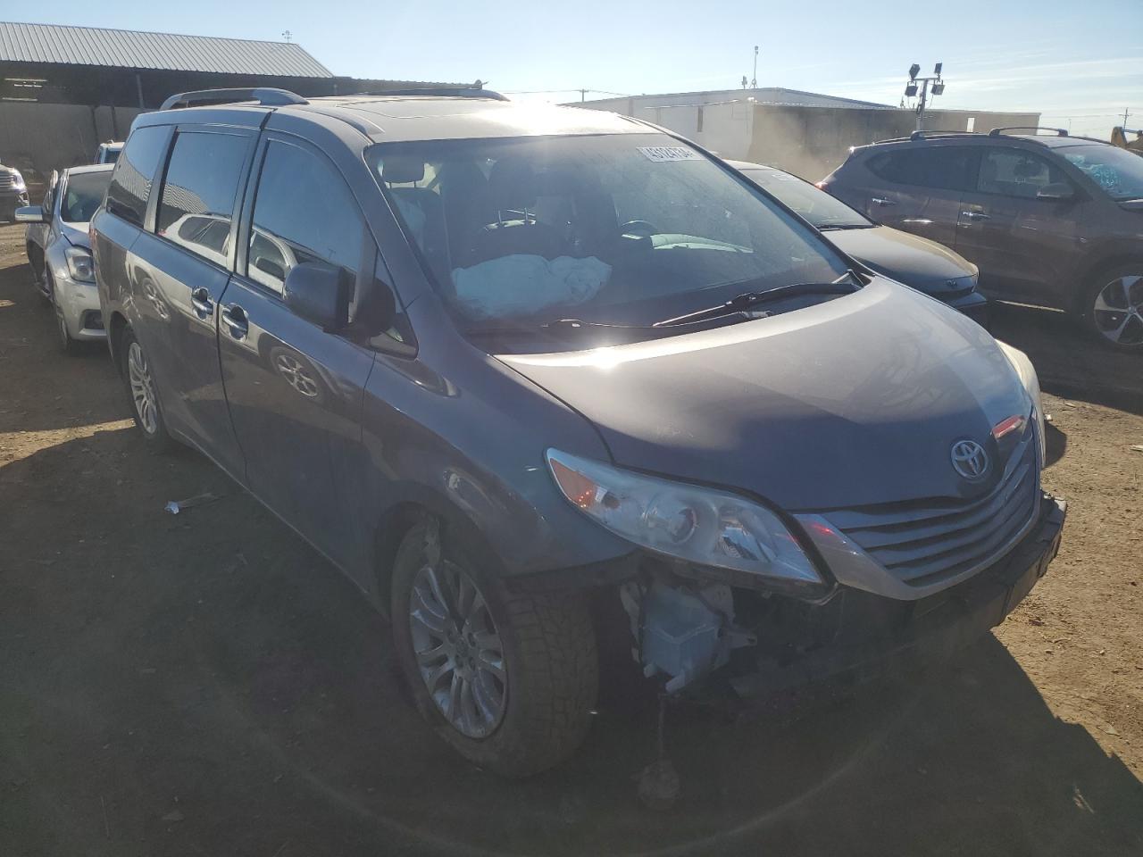 2015 Toyota Sienna xle