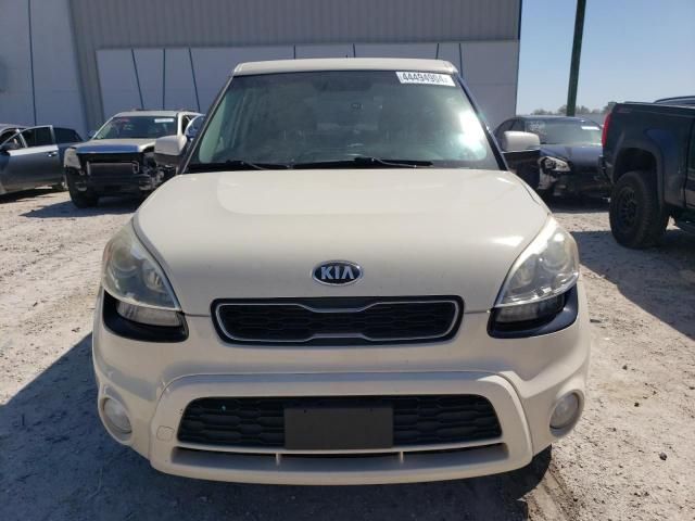 2013 KIA Soul +