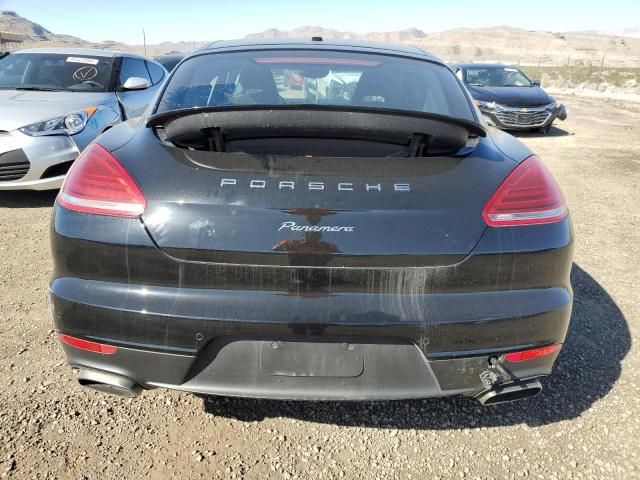 2016 Porsche Panamera 2