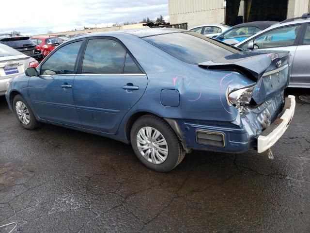 2004 Toyota Camry LE