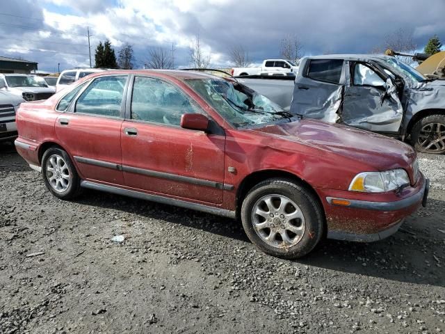 2000 Volvo S40