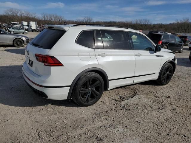 2023 Volkswagen Tiguan SE R-LINE Black