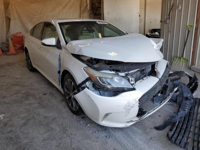 2017 Toyota Avalon Hybrid