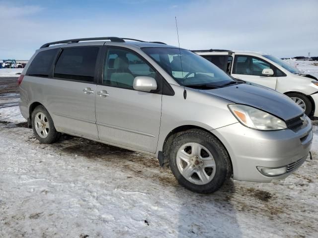 2004 Toyota Sienna CE