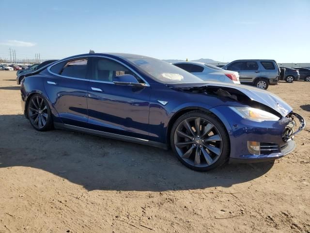 2015 Tesla Model S 70D