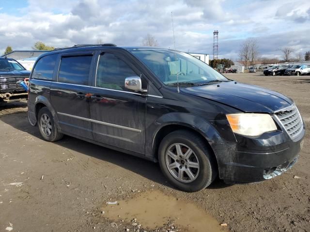 2010 Chrysler Town & Country Touring