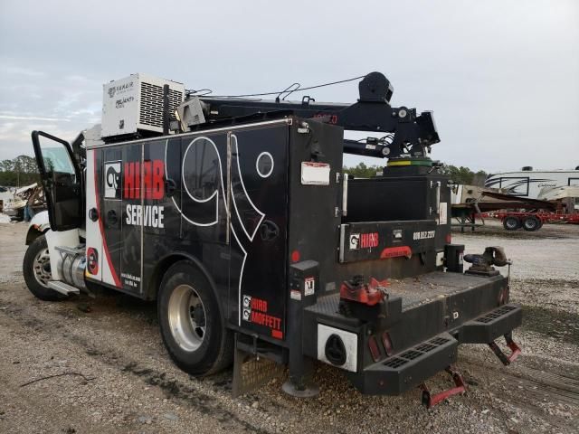 2022 Kenworth Construction T270