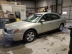 2004 Ford Taurus SE