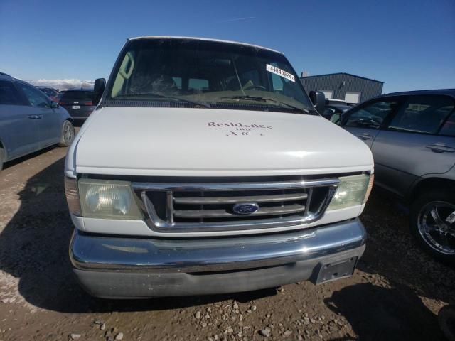 2003 Ford Econoline E350 Super Duty Wagon