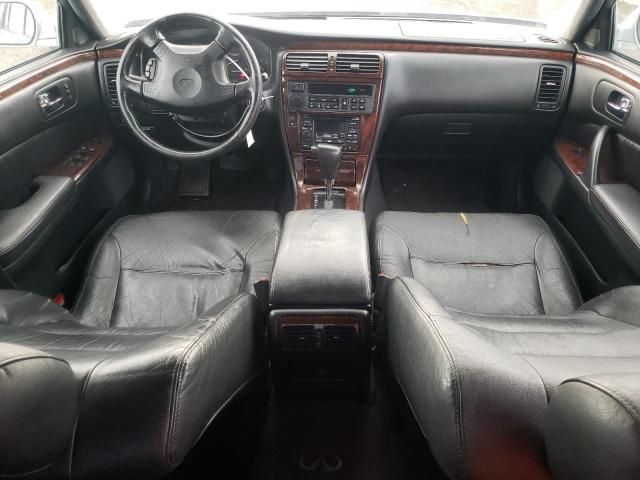 1998 Infiniti Q45 Base