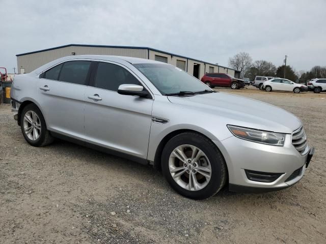 2015 Ford Taurus SEL