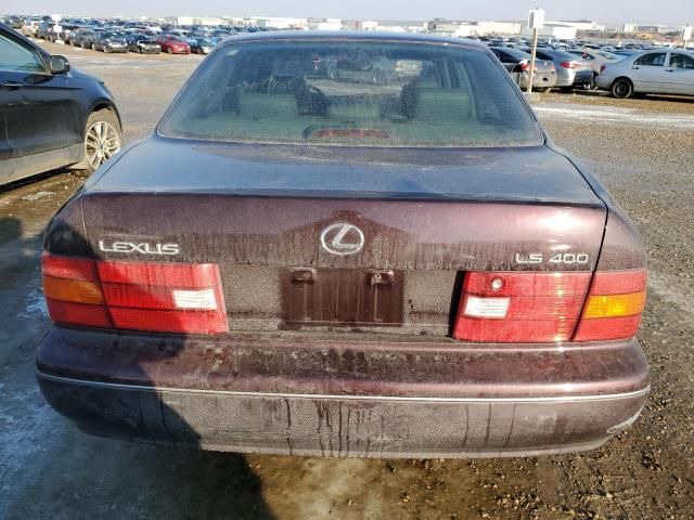 2000 Lexus LS 400