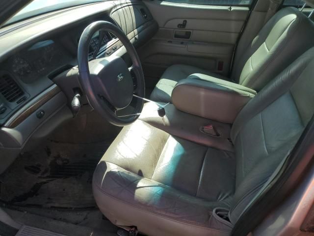 2008 Ford Crown Victoria LX