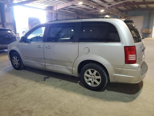 2010 Chrysler Town & Country Touring