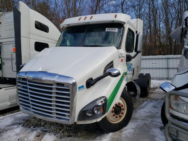 2017 Freightliner Cascadia 113