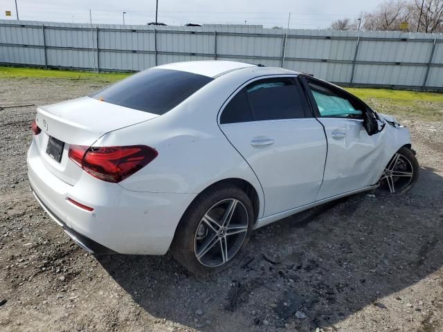 2020 Mercedes-Benz A 220