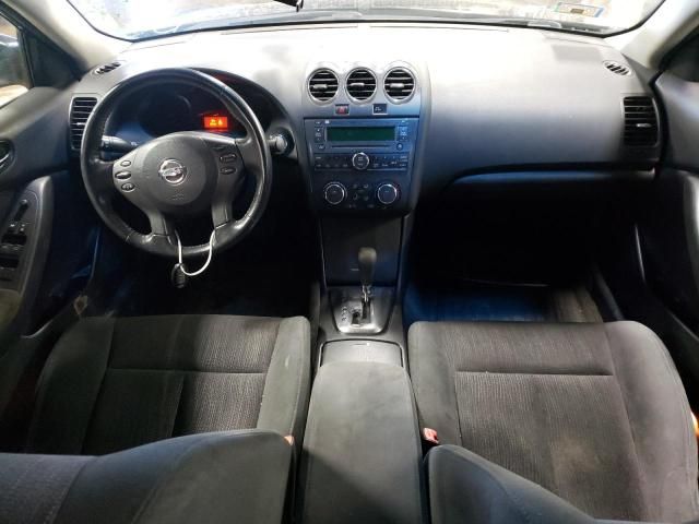 2010 Nissan Altima Base