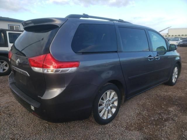 2011 Toyota Sienna XLE