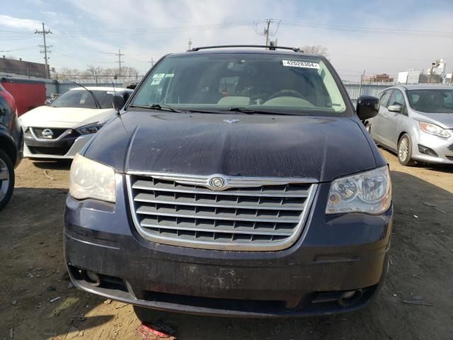 2010 Chrysler Town & Country Touring