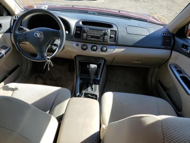 2005 Toyota Camry LE