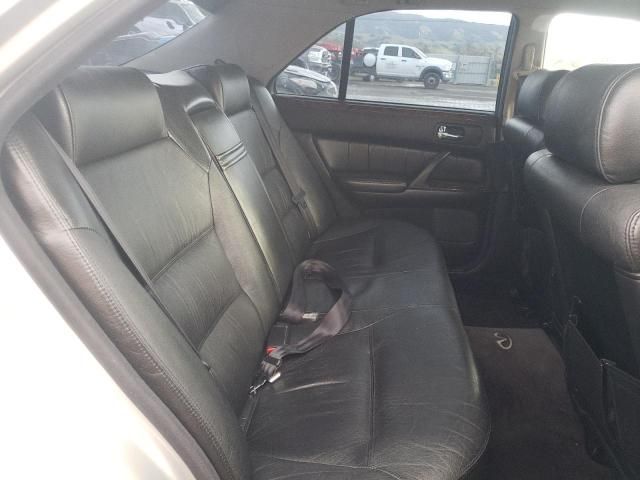 1998 Infiniti Q45 Base