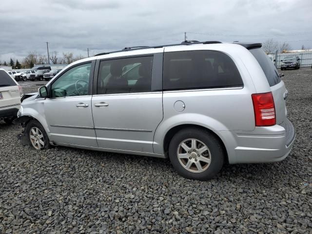 2010 Chrysler Town & Country Touring