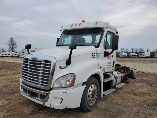 2012 Freightliner Cascadia 125