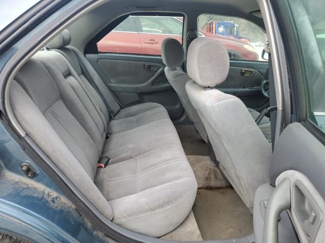 2000 Toyota Camry CE