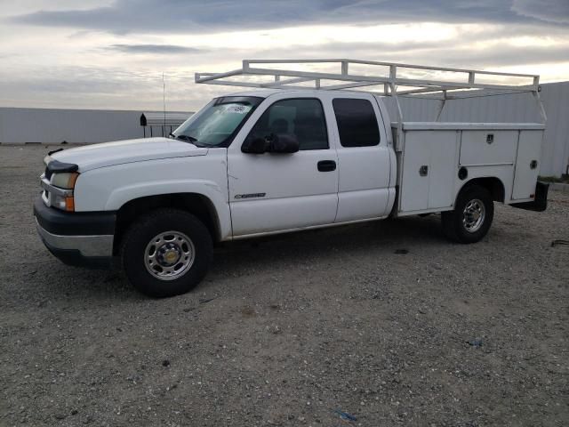 2004 Chevrolet Silverado C2500 Heavy Duty